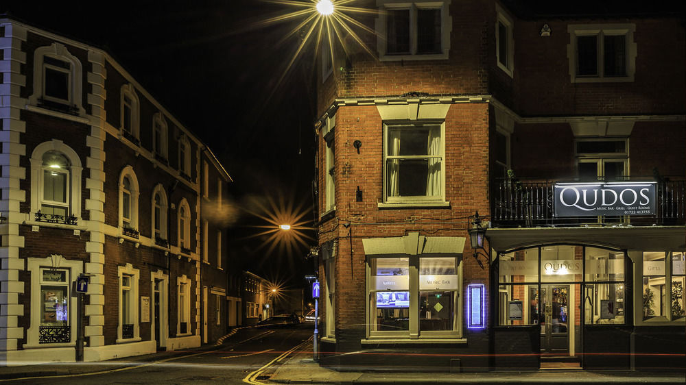 Qudos Hotel Salisbury Exterior photo