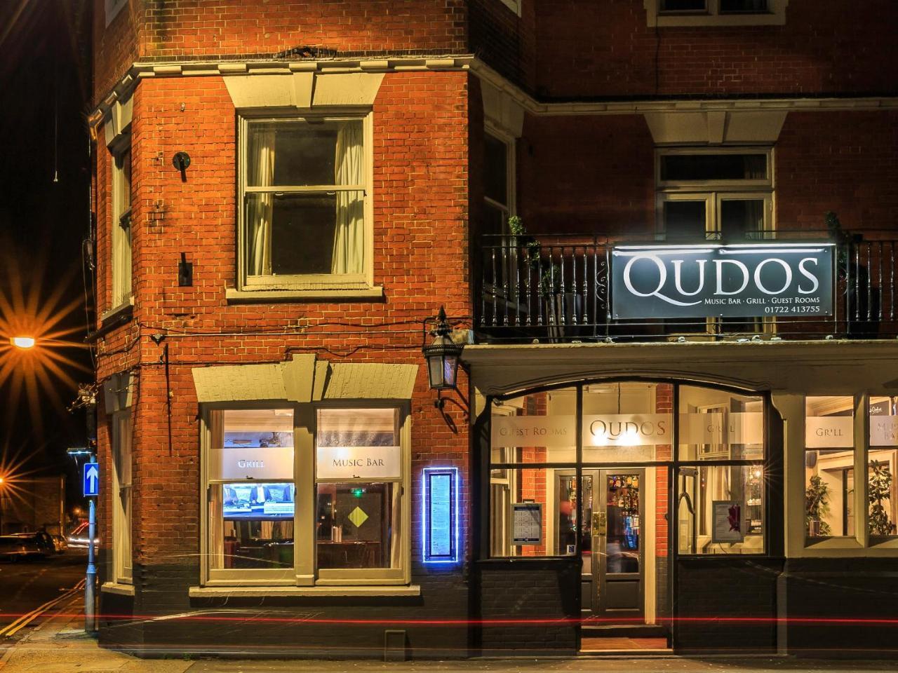 Qudos Hotel Salisbury Exterior photo